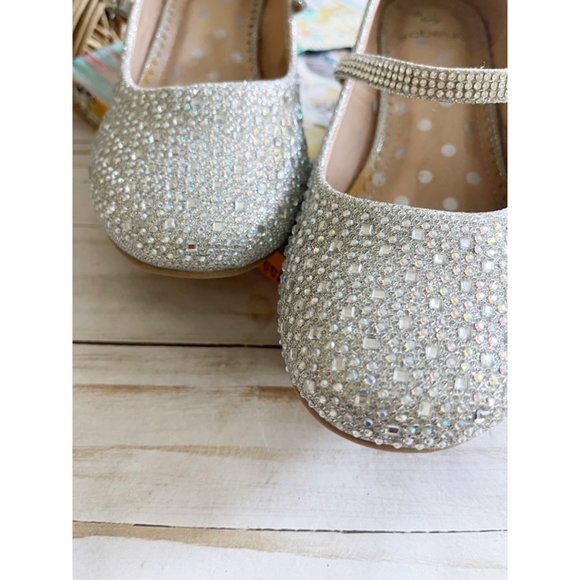 SOBEYO Mini Heel Silver Nude Shimmer Shoe Sz 5 - Picture 3 of 10